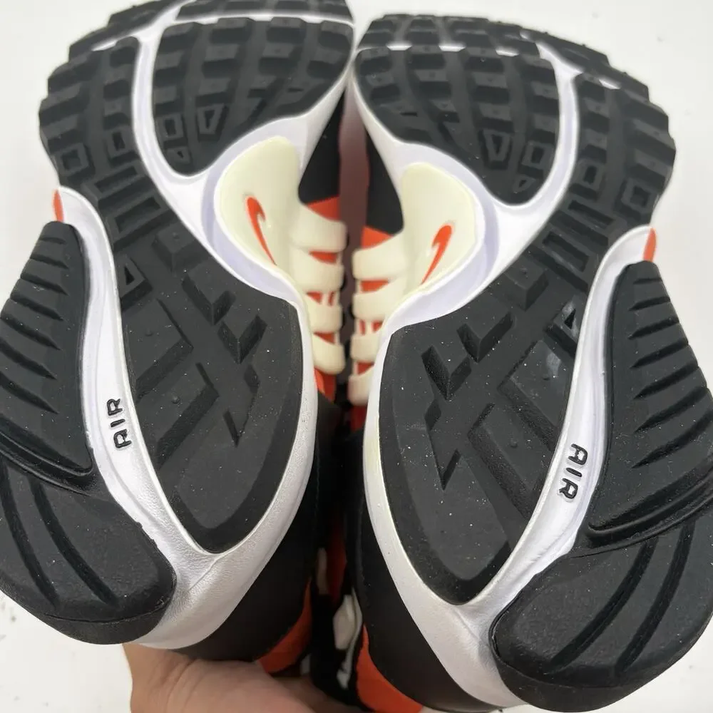 Nike Air Presto Mid Utility Men’s Size 11 Orange Black White Sneakers DC8751-800